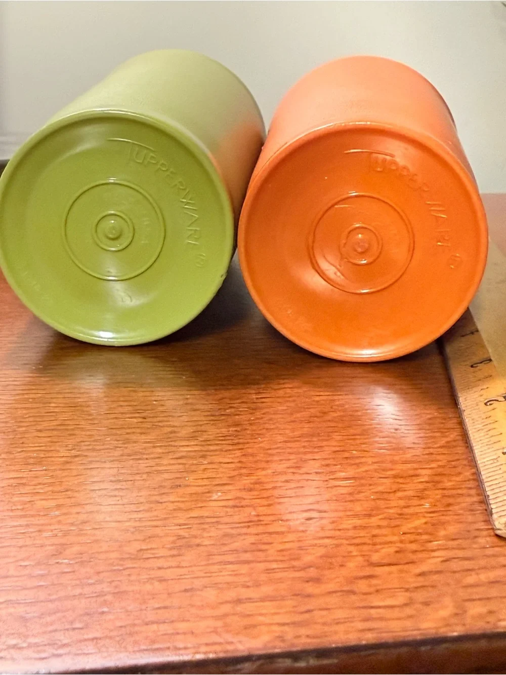Tupperware Lot of 2 Tumbler Cups Harvest #1348 orange and green Vintage